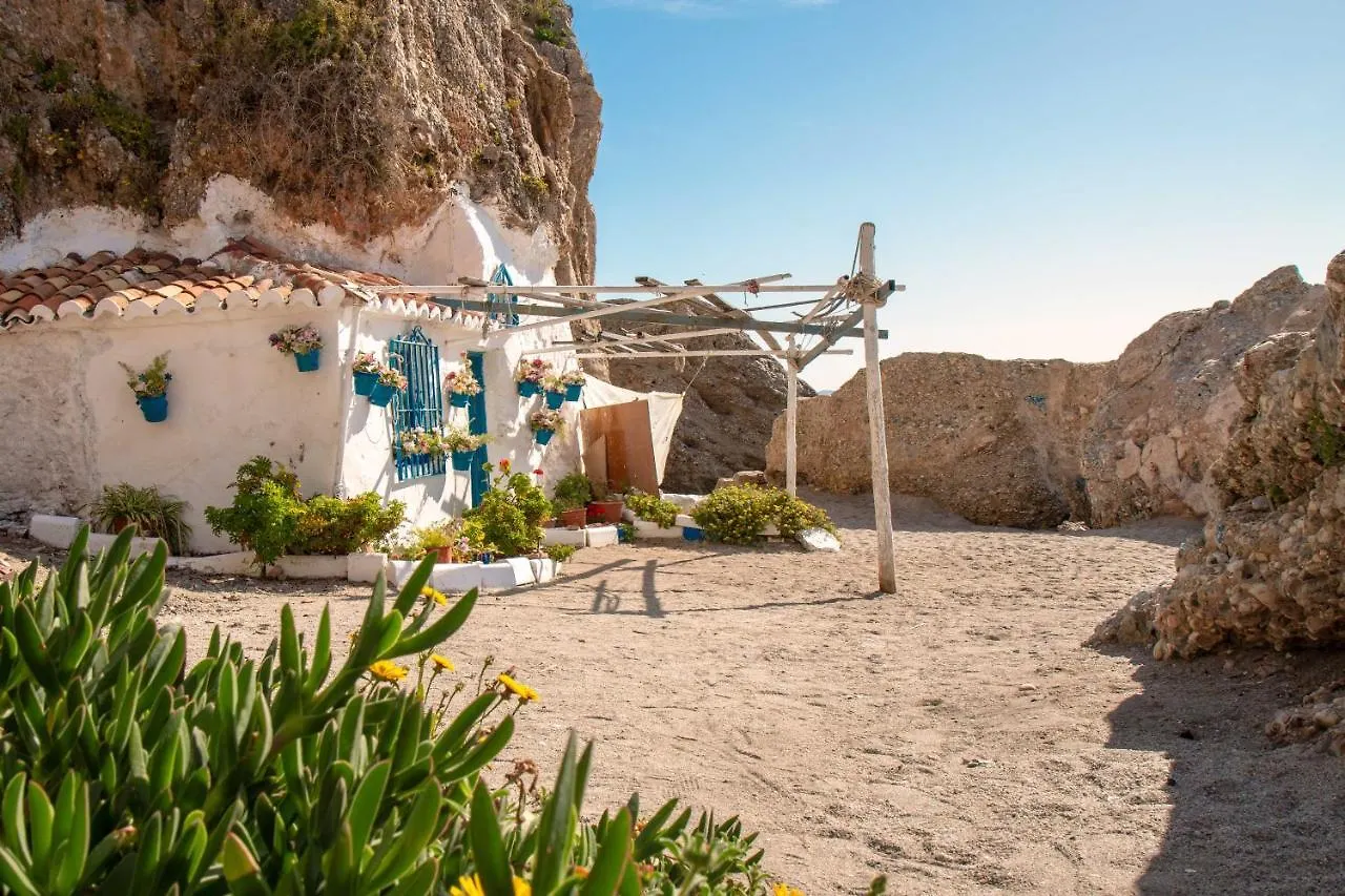 Apto Cerca De La Playa Torrecilla En Nerja, En Almirante Carranza 17アパートメント ネルハ